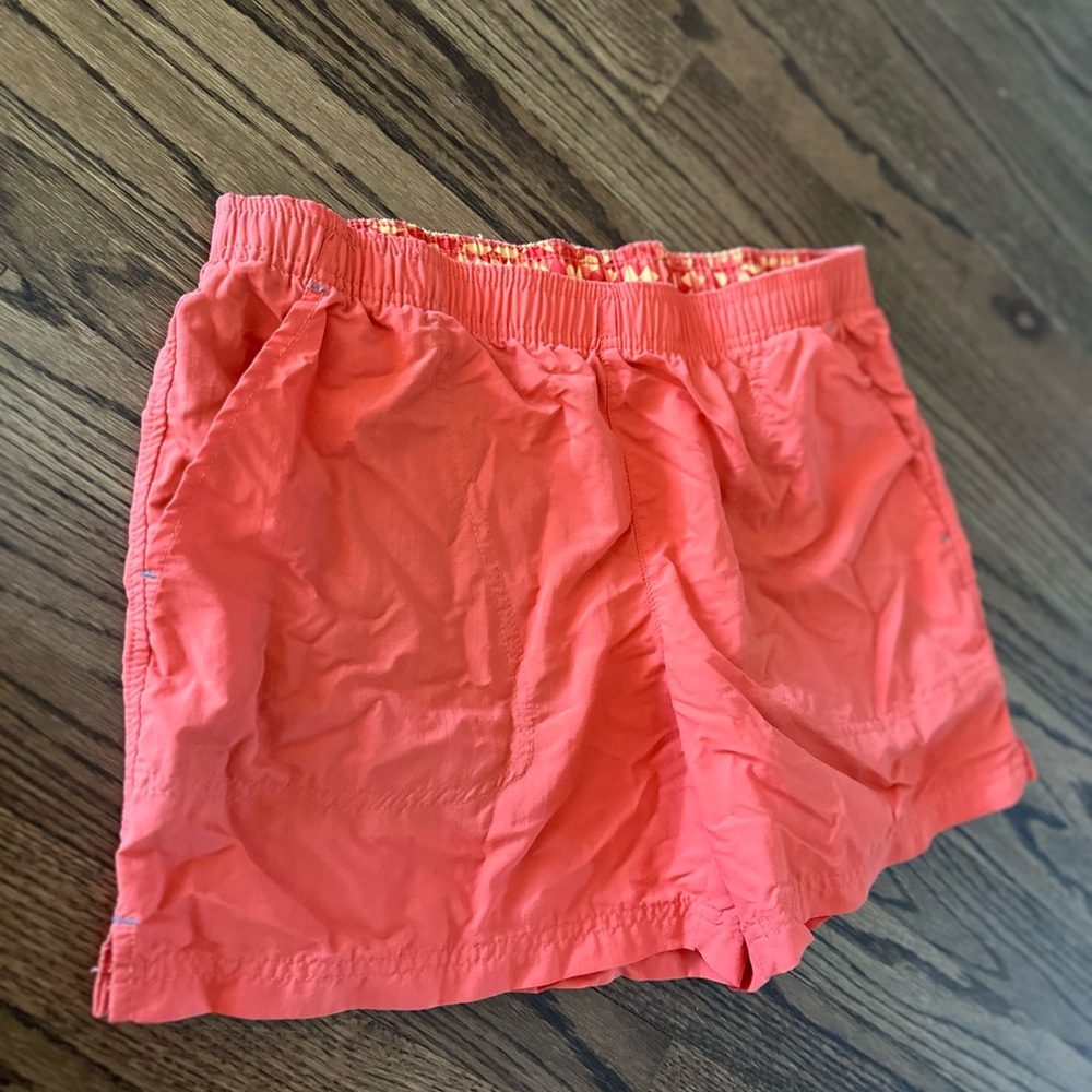 Columbia Blossom Bay Shorts 4” Salmon Nylon XK4647 Womens Small EUC